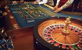 Live roulette table with multiple camera angles
